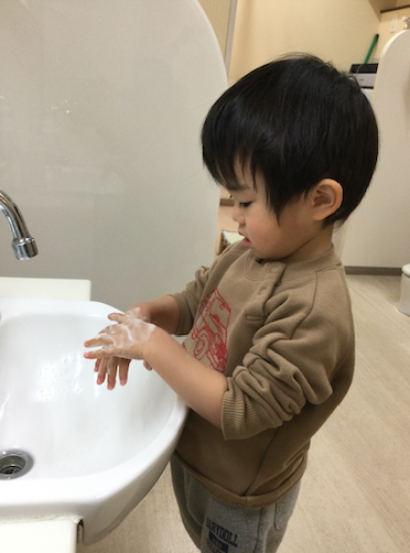 楽しさ、喜び、達成感を味わいながら 1歳